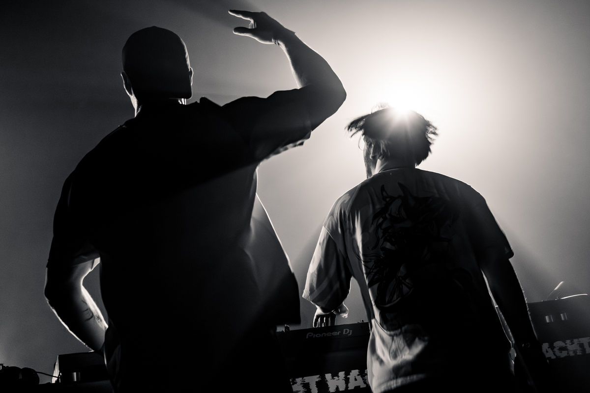 Loading... just a sec